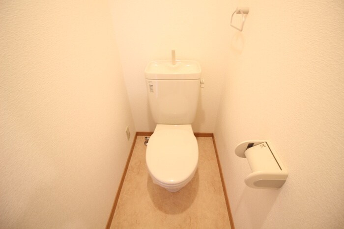 物件内観写真15　(トイレ)