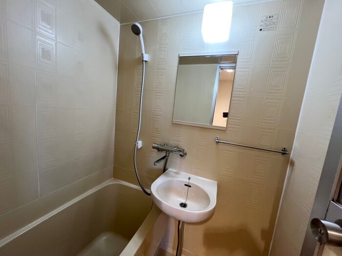 物件内観写真11　(洗面)