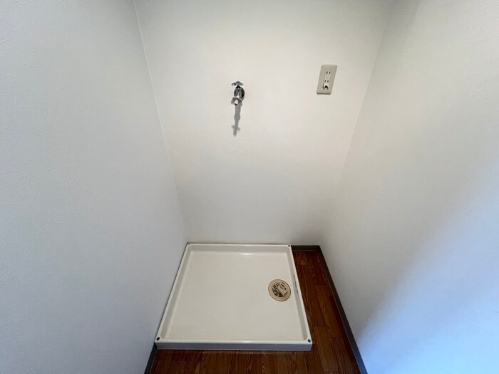 物件内観写真19　(洗濯機置場)