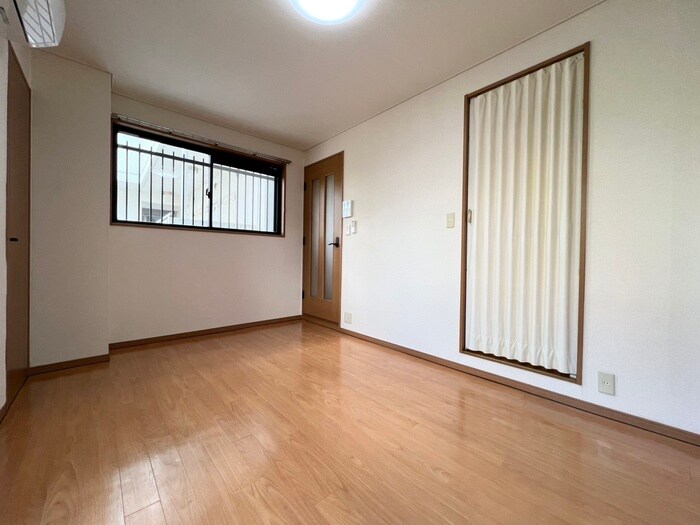 物件内観写真22　(居室)