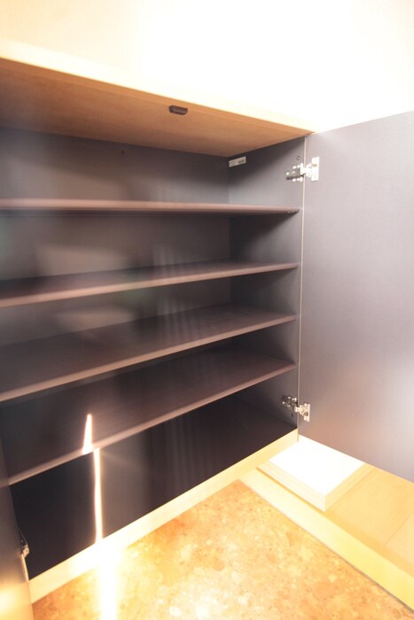 物件内観写真16　(靴箱)