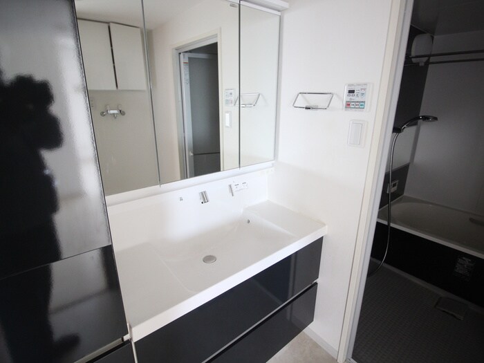 物件内観写真14　(洗面)