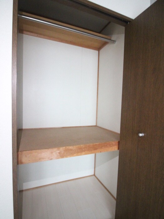 物件内観写真9　(収納)