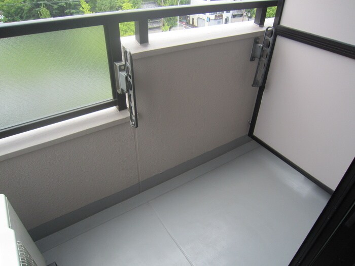 物件内観写真16　(ベランダ・バルコニー)