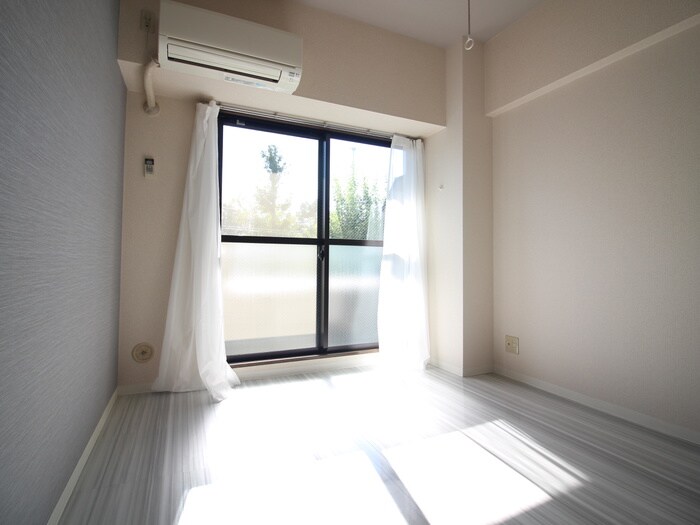 物件内観写真17　(居室)