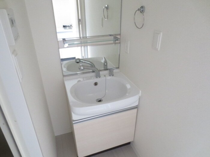 物件内観写真13　(洗面)