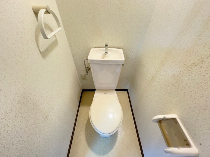 物件内観写真12　(トイレ)