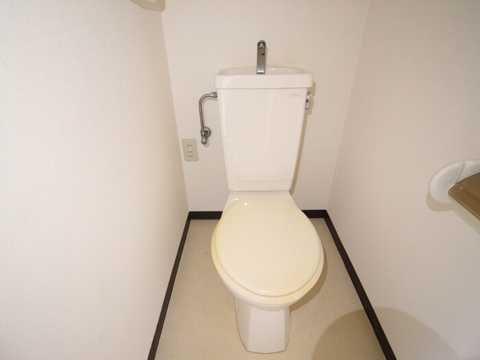 物件内観写真12　(トイレ)