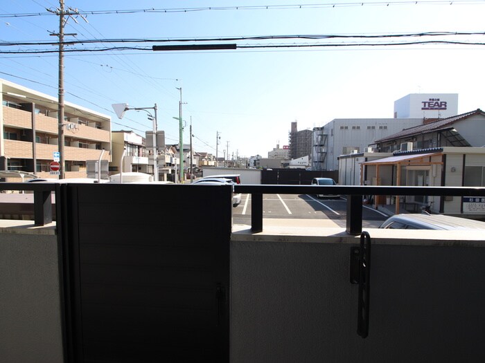 物件内観写真22　(室内からの展望)