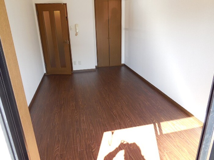 物件内観写真11　(居室)