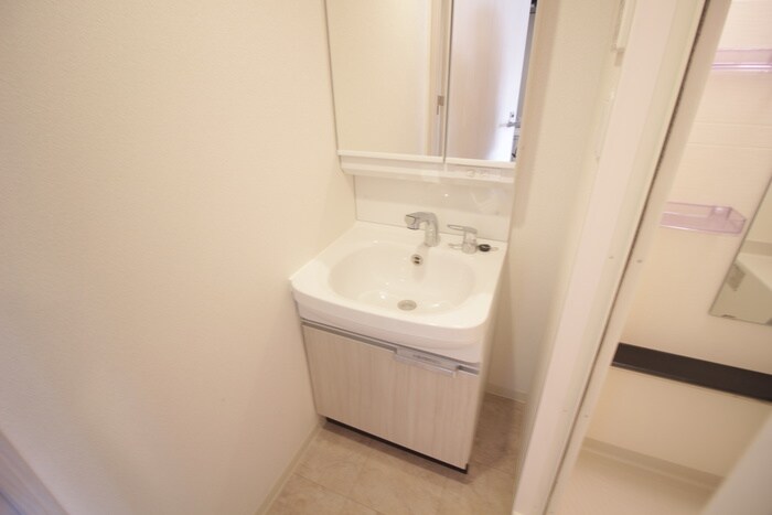 物件内観写真13　(洗面)