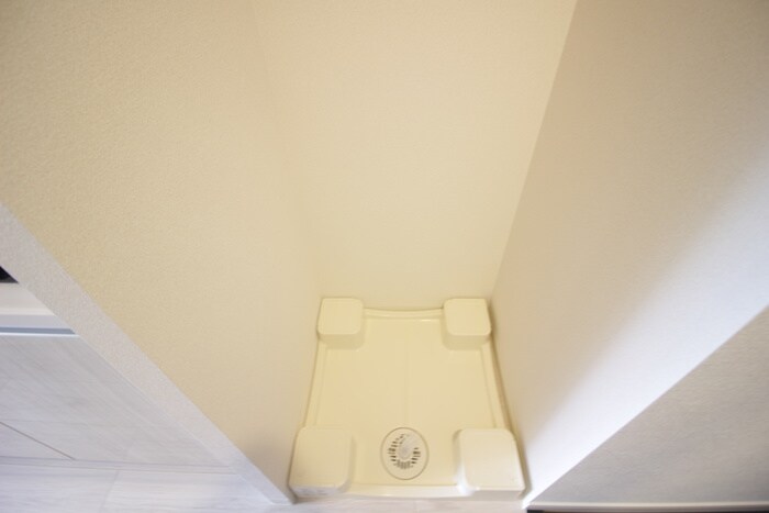 物件内観写真14　(洗濯機置場)