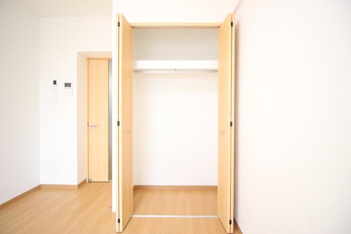 物件内観写真10　(収納)