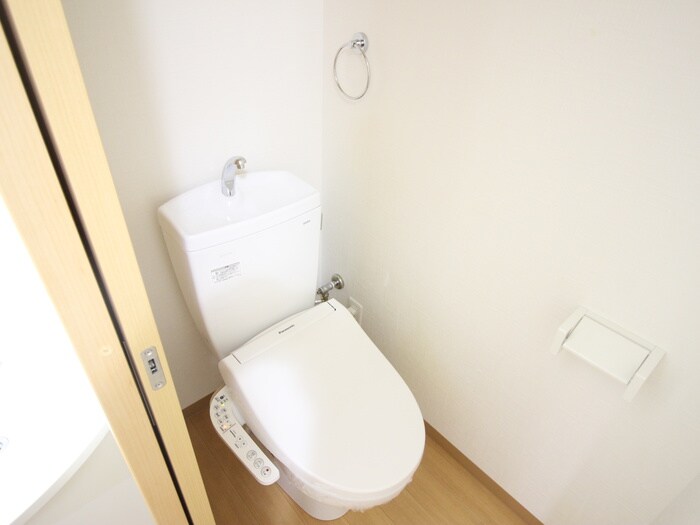 物件内観写真11　(トイレ)