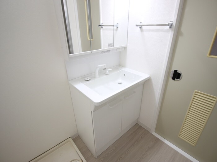 物件内観写真10　(洗面)