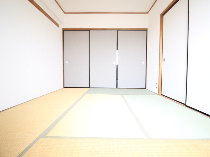 物件内観写真18　(居室)