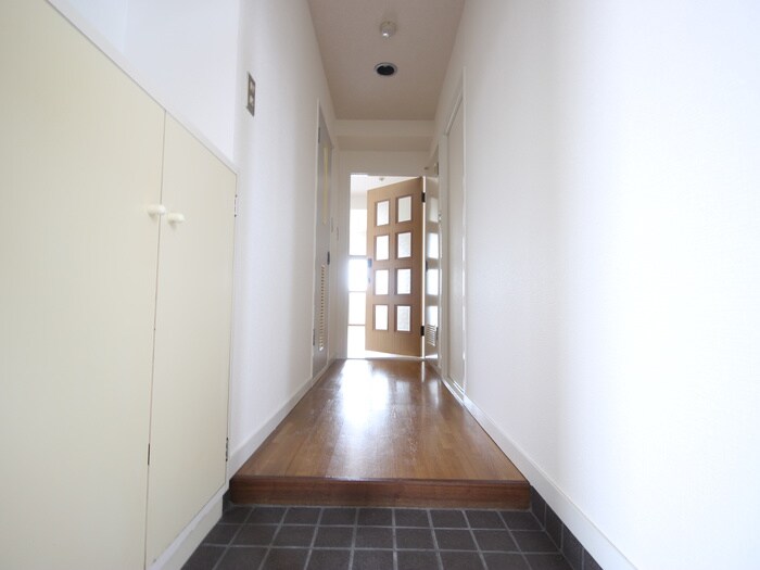 物件内観写真22　(廊下)