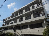 服部マンションの外観写真