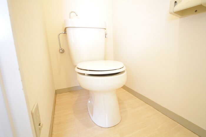 物件内観写真12　(トイレ)