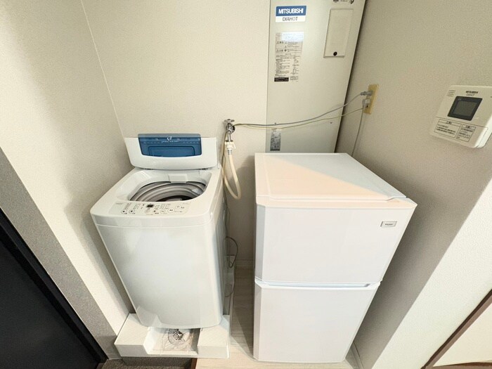 物件内観写真17　(洗濯機置場)