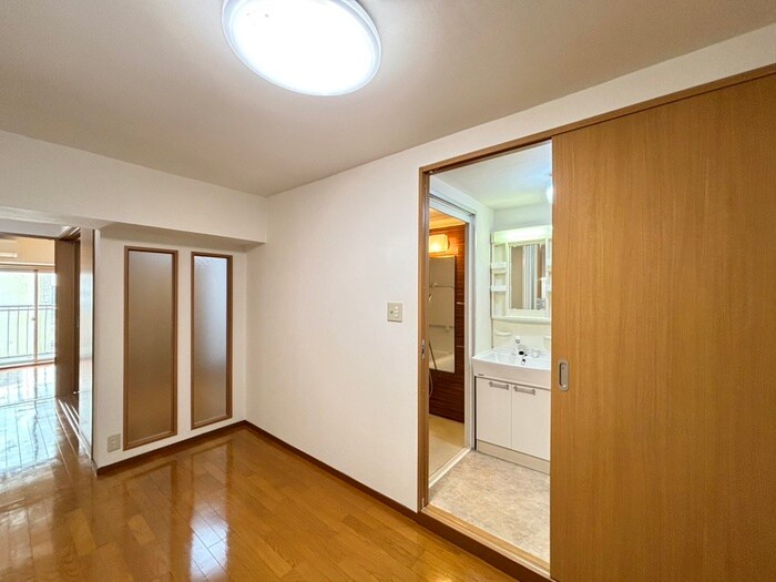 物件内観写真5　(居室)