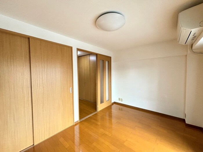 物件内観写真6　(居室)