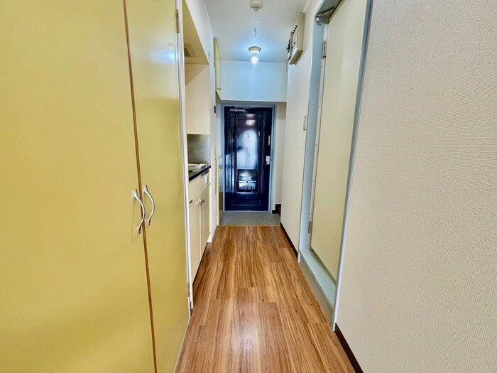 物件内観写真19　(廊下)