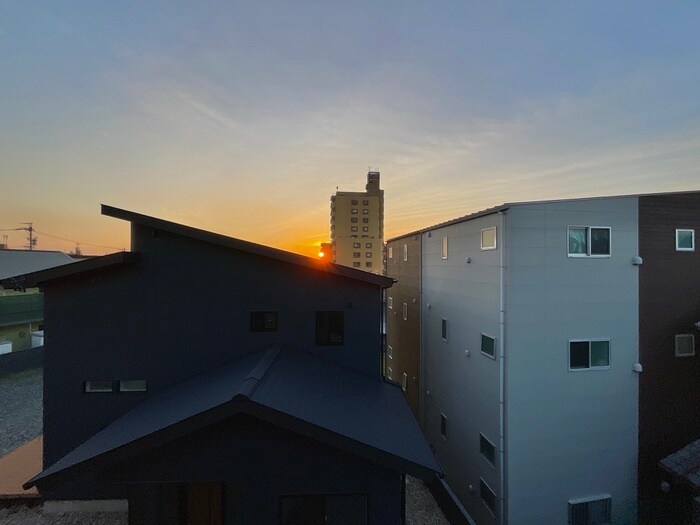 物件内観写真22　(室内からの展望)