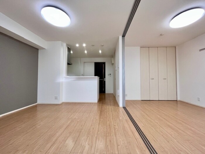 物件内観写真18　(居室)