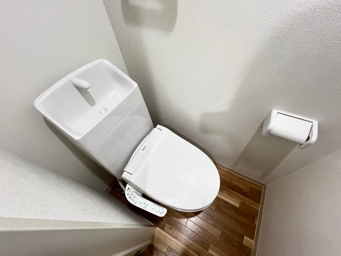 物件内観写真12　(トイレ)