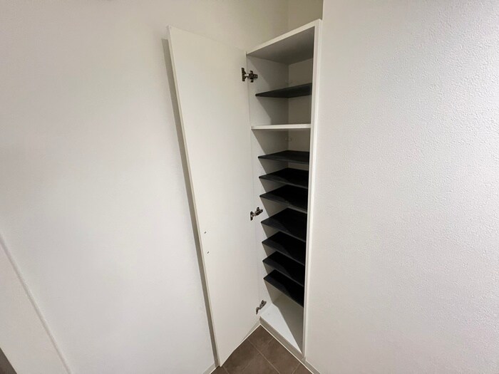 物件内観写真16　(靴箱)