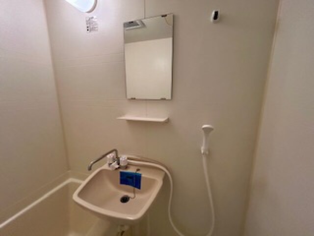 物件内観写真11　(洗面)