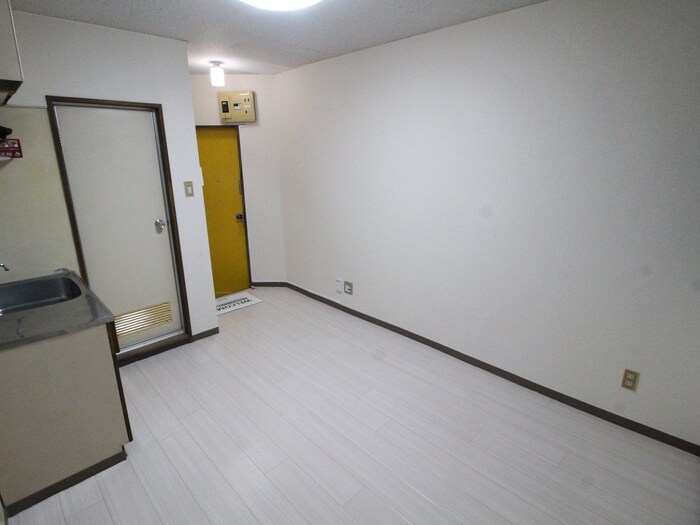 物件内観写真9　(居室)