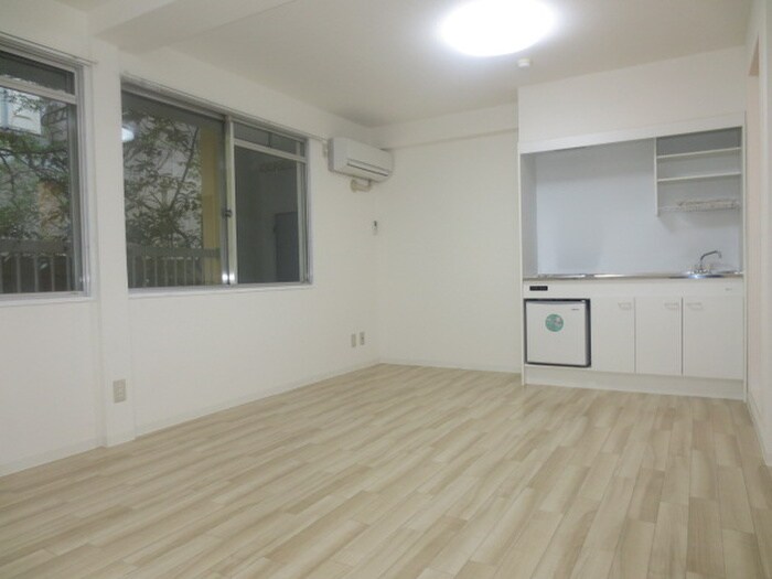 物件内観写真10　(居室)