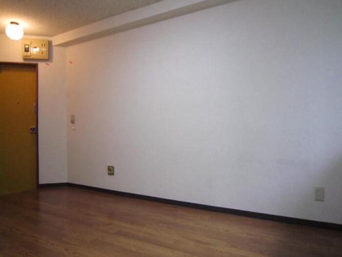 物件内観写真15　(居室)