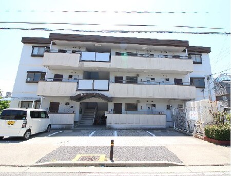 戌亥マンション外観写真