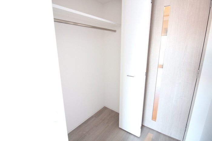 物件内観写真10　(収納)