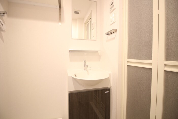 物件内観写真15　(洗面)