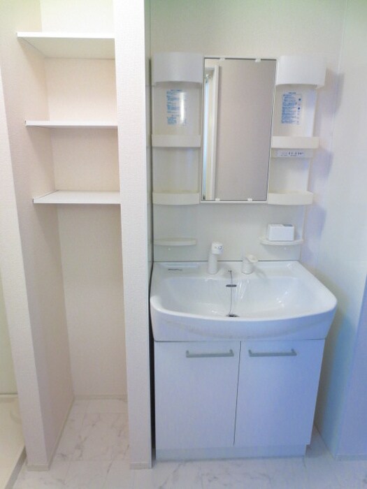 物件内観写真12　(洗面)