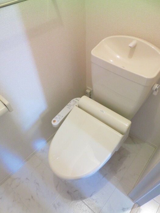 物件内観写真15　(トイレ)