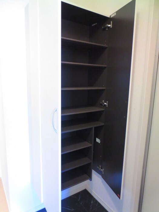 物件内観写真20　(靴箱)