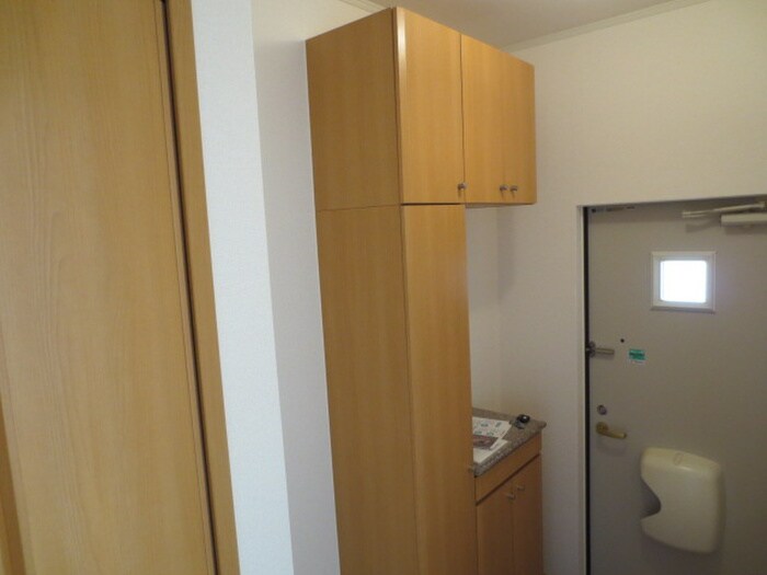 物件内観写真13　(靴箱)