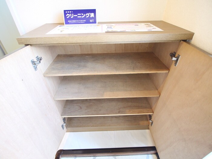物件内観写真21　(靴箱)