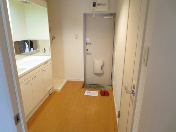 物件内観写真11　(内観写真)