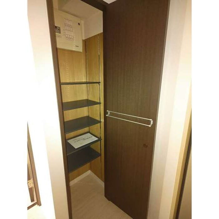 物件内観写真11　(靴箱)