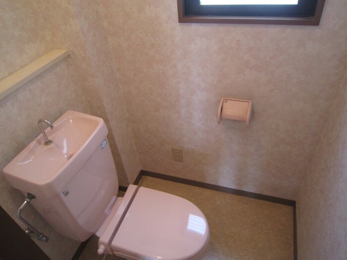 物件内観写真10　(トイレ)