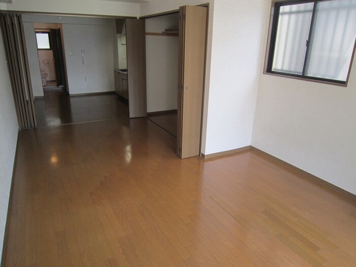 物件内観写真16　(居室)