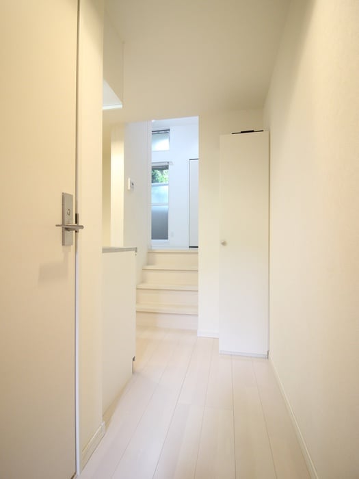 物件内観写真10　(廊下)