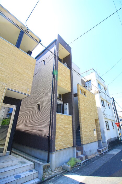 物件外観写真6　(外観写真)