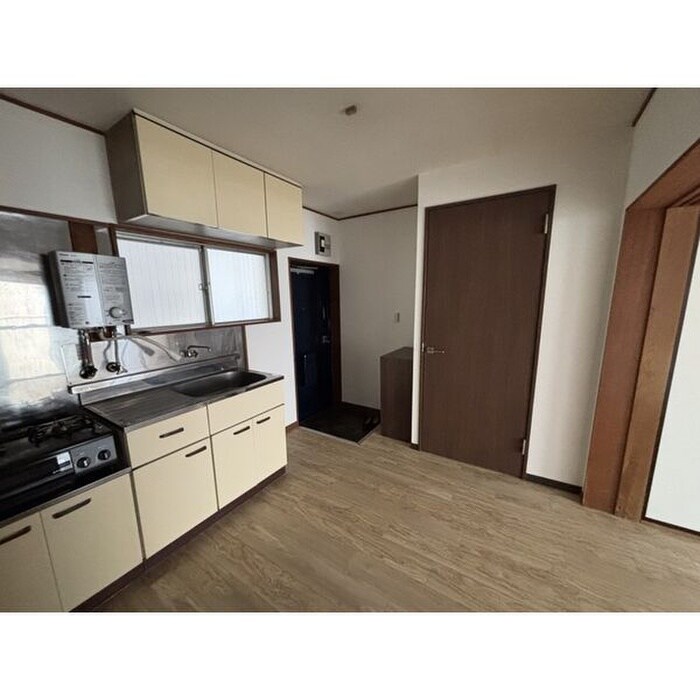 物件内観写真8　(キッチン)